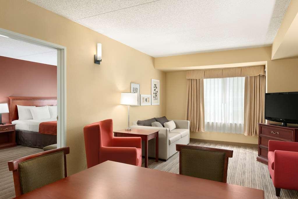 Comfort Inn & Suites St Paul Northeast Vadnais Heights エクステリア 写真