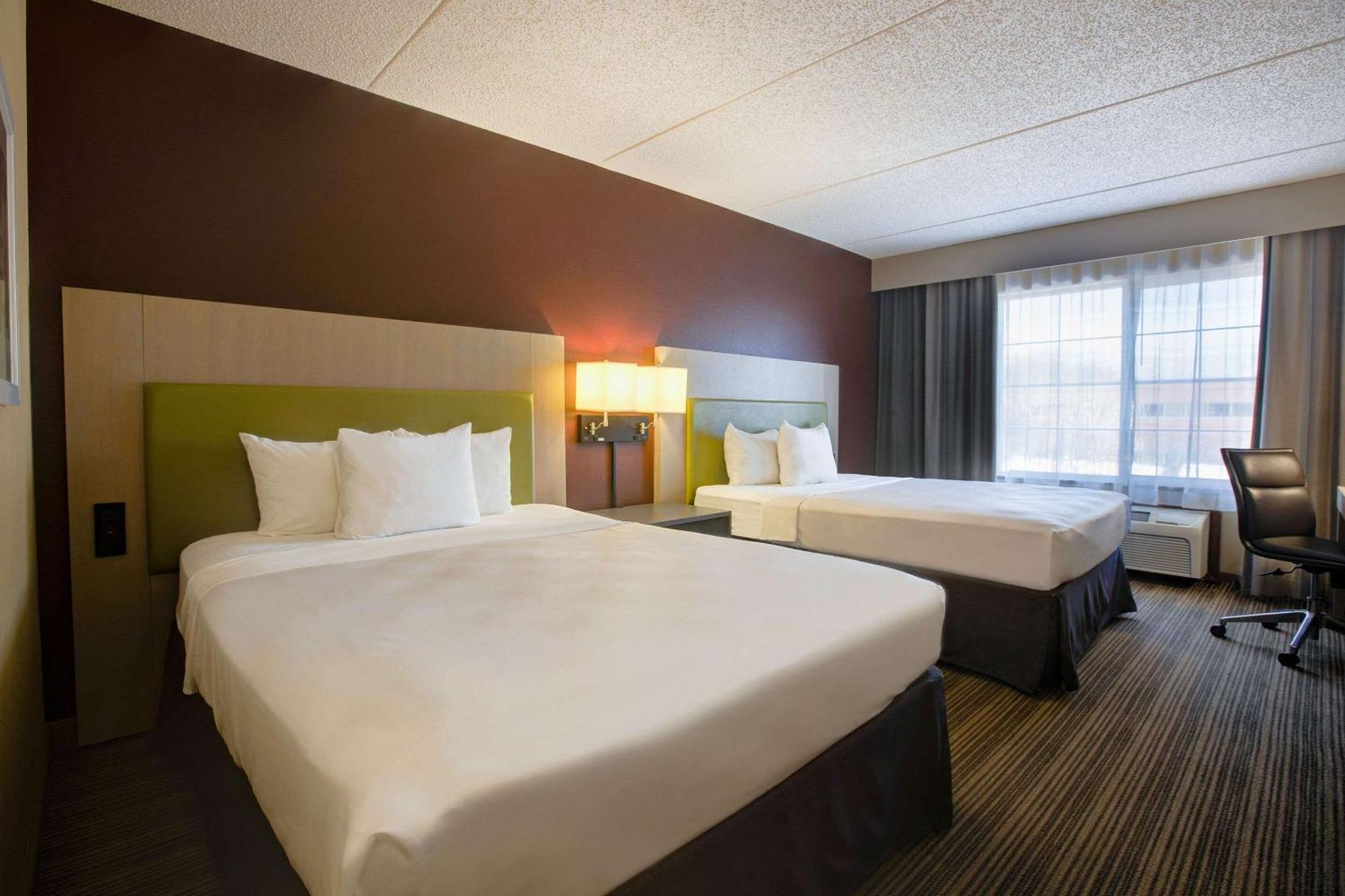 Comfort Inn & Suites St Paul Northeast Vadnais Heights エクステリア 写真